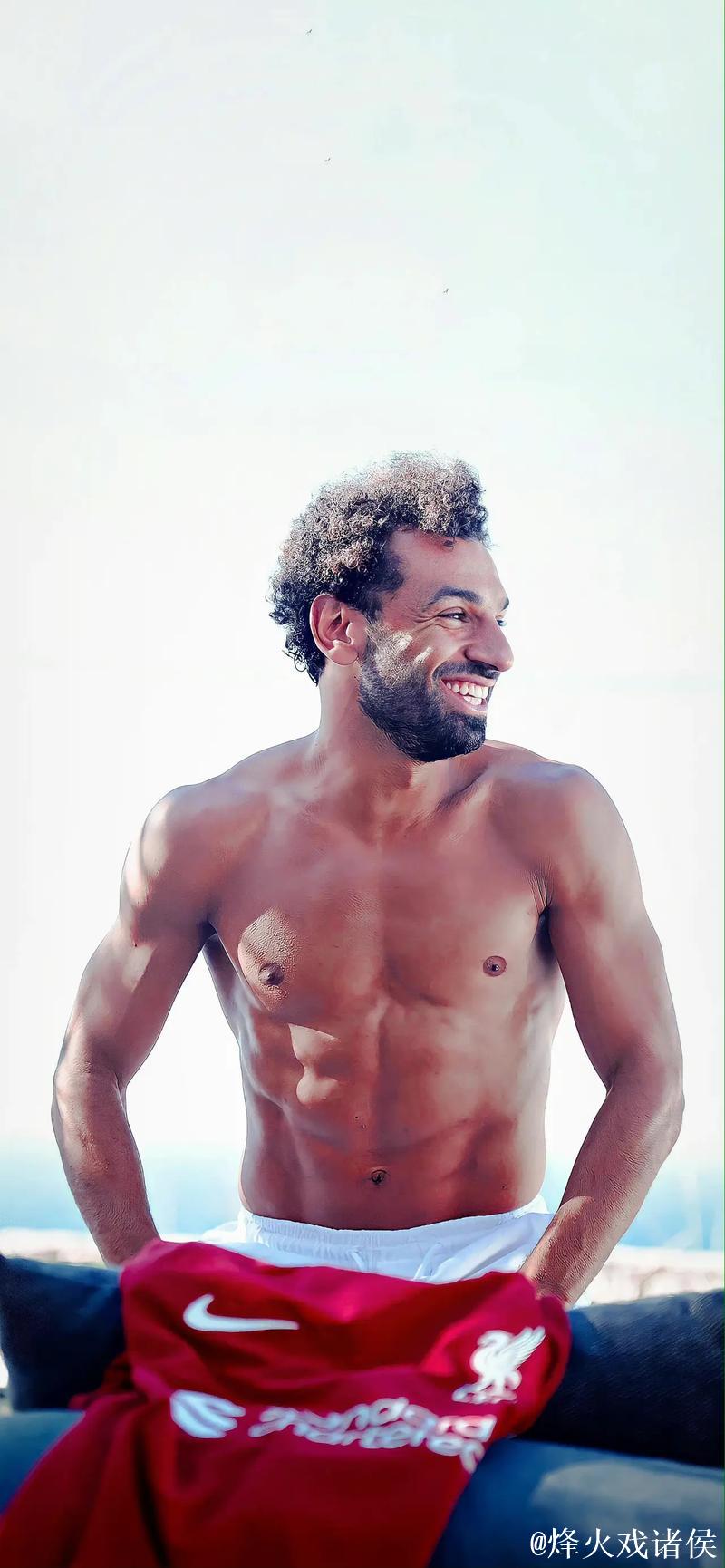 罗伯逊：萨拉赫是俱乐部传奇之一，希望能继续并肩作战